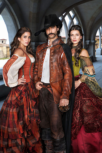 Aitor Luna, Posed in Alatriste HD phone wallpaper