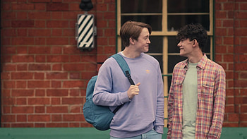 Heartstopper series, Kit Connor's purple sweatshirt, Nick Nelson, Episode 8 HD wallpaper