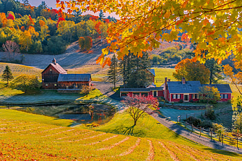 Autumn in Vermont, village, fall, Vermont, barn, autumn, peaceful, houses HD wallpaper
