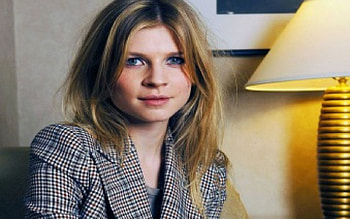 Clemence Poesy gorgeous blonde, sexy, teen, hot, cute, girl HD wallpaper