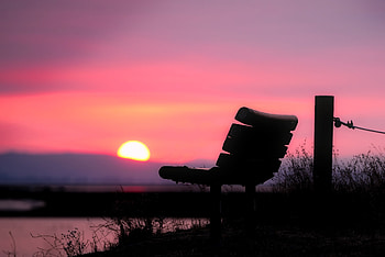 Bench Clouds Pink Backlight, bench, clouds, pink, graphy HD wallpaper