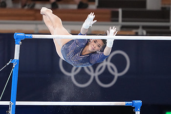 Nina Derwael, Belgium gymnast, Sunisa Lee, Uneven bars gold HD wallpaper