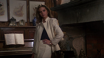 Ornella Muti, Italian beauty, Iconic actress, Filmography HD wallpaper