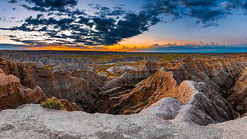 Sunrise spectacle, Eye-catching panorama, Badlands National Park, Rocky dawn HD wallpaper