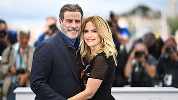 Kelly Preston, Actress, John Travolta's wife, The New York Times HD wallpaper