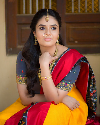 Sreemukhi, sari, fashion design HD phone wallpaper