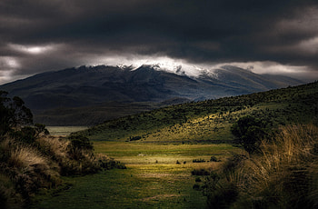 Landscape, Nature, Grass, Mountains, Clouds, Vertex, Top, Fog HD wallpaper