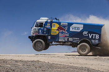 Flying Kamaz Dakar, Rally Raid HD wallpaper
