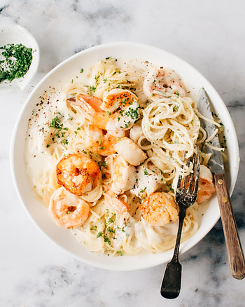 Easy seafood pasta, Garlic cream sauce, Delicious meal, Seafood delight HD phone wallpaper