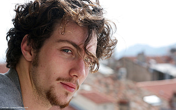 Aaron Taylor-Johnson, Charismatic actor, Striking , Fan-favorite HD wallpaper
