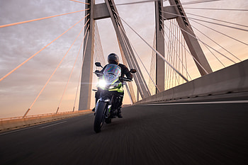 Triumph Tiger Sport 660: A Stunning Motorcycle on the Bridge, vehicle, motorcycle, Triumph, Triumph Tiger Sport 660, bridge HD wallpaper