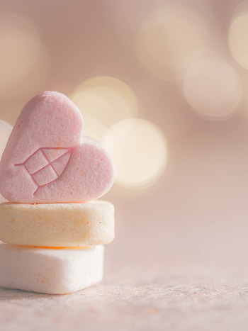 Heart-shaped, Marshmallow HD phone wallpaper