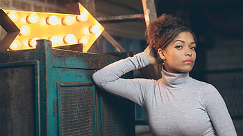 Antonia Thomas, TV Shows, Departure news, Leaving the series HD wallpaper