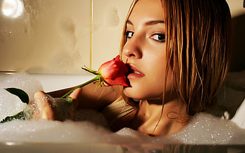 *Sensual Girl*, sexy, moments, bath, hot, girl, relax, beauty, woman, rose, blondes, models, sensual, female HD wallpaper