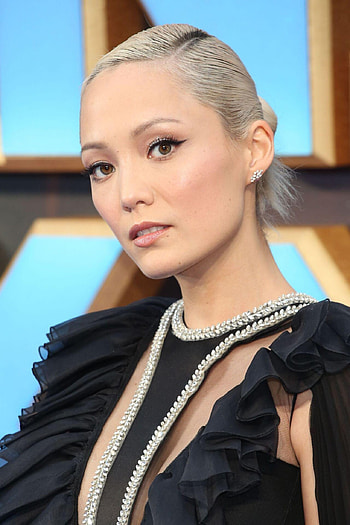 Pom Klementieff, Striking , Fashionable presence, Captivating allure HD phone wallpaper