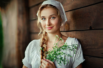 Beautiful eyes of girl, blonde, smile HD wallpaper