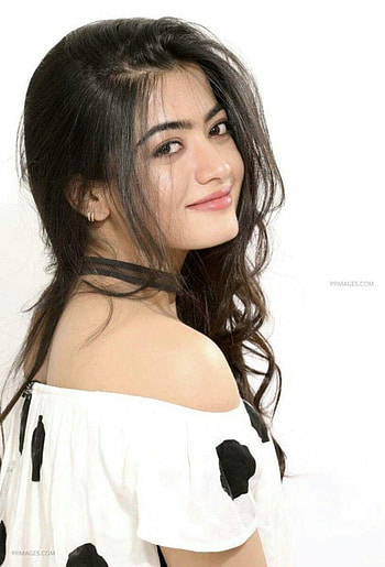 Rashmika Mandanna 01, actress, lip, model, cute, indian, pushpa, heyybashar, smile HD phone wallpaper