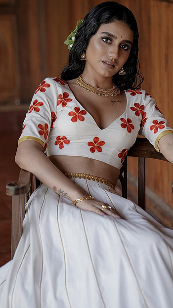 Priya warrior, mallu actress HD phone wallpaper
