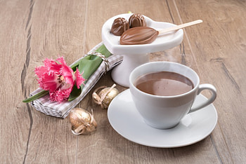 With Love for JACQELINE , tulip, chocolate, flower, special day, decorations, romantic HD wallpaper