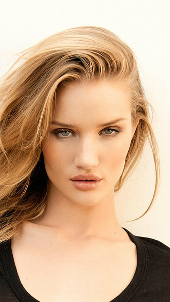 Rosie Huntington-Whiteley, Famous celebrity, Fashion icon, Style inspiration HD phone wallpaper