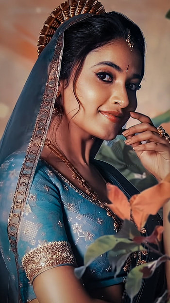 Priyanka Mohan, actress, beauty, Queen, Etharkkum Thunindhavan, princess HD phone wallpaper
