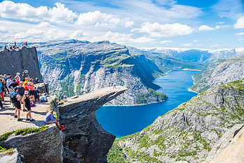 Norwegian hiking experience, Spectacular Trolltunga, Travel diary by Knutte, Captivating landscapes HD wallpaper