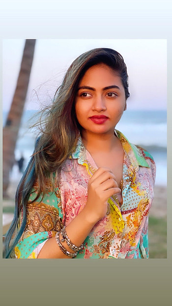 Shalin zoya, malayalam actress HD phone wallpaper