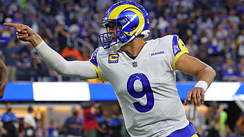 Matthew Stafford, Rams new QB, Blast the Bears HD wallpaper
