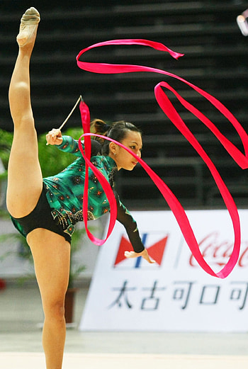 Artistic rhythmic gymnastics, Display of grace, Athleticism and creativity, Beautiful performance HD phone wallpaper