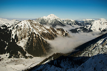 Mountains, fog, aerial view, valley HD wallpaper