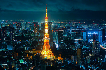 Tokyo Tower, Nighttime spectacle, Tokyo's glow, Unconventional Japan HD wallpaper