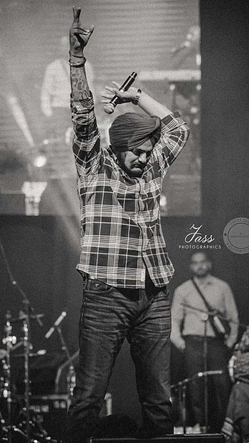 Sidhu Moose Wala Black, Singer, On Stage HD phone wallpaper