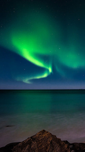 Aurora Borealis, Earth's marvels, Celestial dance, Natural phenomenon HD phone wallpaper