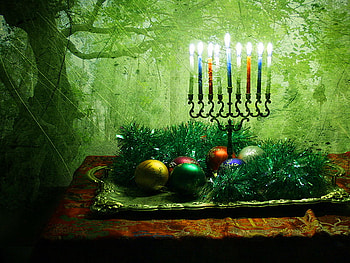 New year candles, decoration, holiday, green, candles, balls, new year HD wallpaper