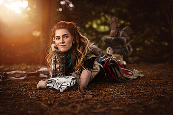 Aloy From Horizon Zero Dawn Cosplay, aloy, horizon-zero-dawn, games, pc-games, xbox-games, ps-games, cosplay HD wallpaper