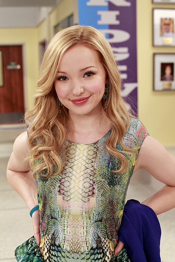Liv and Maddie, Disney outfits, Disney Channel stars, Liv and Maddie style HD phone wallpaper