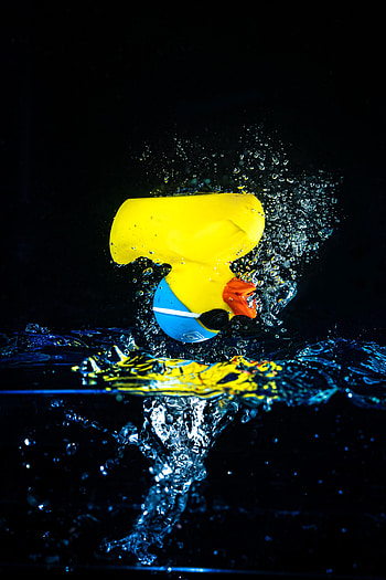 Miscellanea, Miscellaneous, Spray, Toy, Duckling HD phone wallpaper