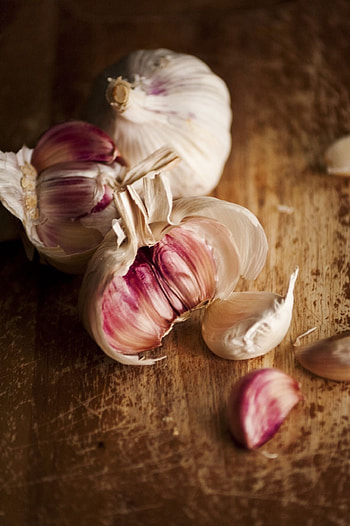 Garlic graphy, Food artist's capture, Culinary masterpieces, Savory ingredient HD phone wallpaper