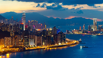 City of contrasts, Urban vibrancy, Striking cityscape, Captivating views HD wallpaper