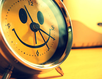 Miscellanea, Miscellaneous, Smile, Cool, Alarm Clock, Creative HD wallpaper