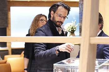 Rodrigo Santoro, Relgios, Uma paixo, Tem HD wallpaper