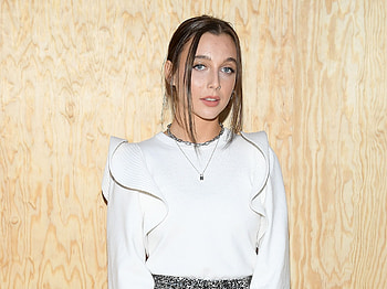 Emma Chamberlain, , Emma Chamberlain HD wallpaper