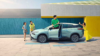 Friends, XPeng G3i SUV HD wallpaper