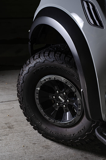 Ford, Cars, Car, Machine, Wheel, Close, Near HD phone wallpaper