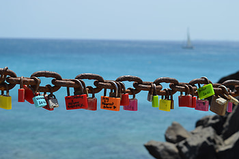 Sky, Sea, Castles, Love, Chain HD wallpaper