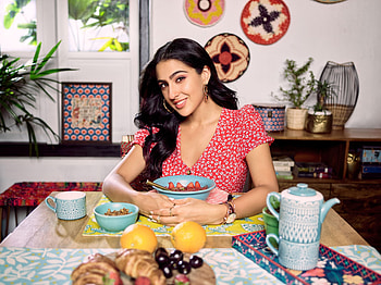 Gorgeous Sara Ali Khan, 2021 HD wallpaper