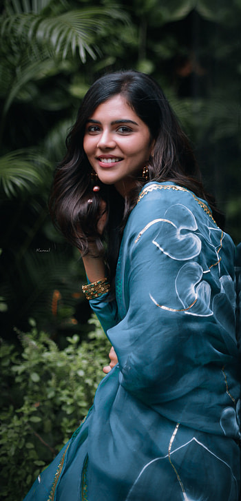 Kalyani Priyadarshan, lip HD phone wallpaper