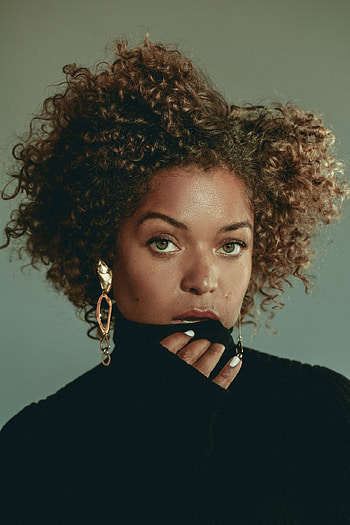 Antonia Thomas, Wonderland Magazine hoot HD phone wallpaper