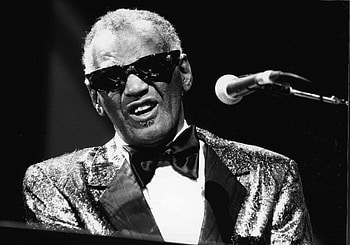 Ray Charles, Turbulent life, Legend's death, Musical icon HD wallpaper