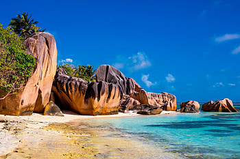 Seychelles blue bonds, Ocean conservation, Eco-friendly initiatives, Environmental responsibility HD wallpaper